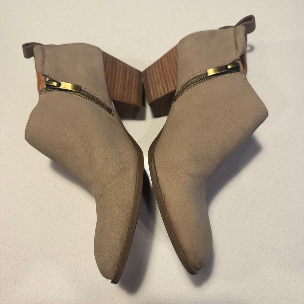 Franco Sarto Granite Taupe Leather Ankle Booties Pointed Toe Block Heel Size 6M